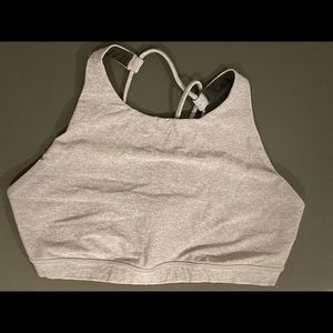 Lululwmon sports bra
